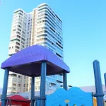 Frente A La Playa, Amplio Departamento Para 10 Personas, Con 4 Dormitorios Y 4 Banos