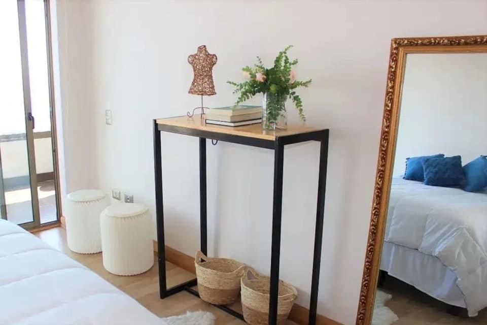 Frente A La Playa, Amplio Departamento Para 10 Personas, Con 4 Y 4 Banos *