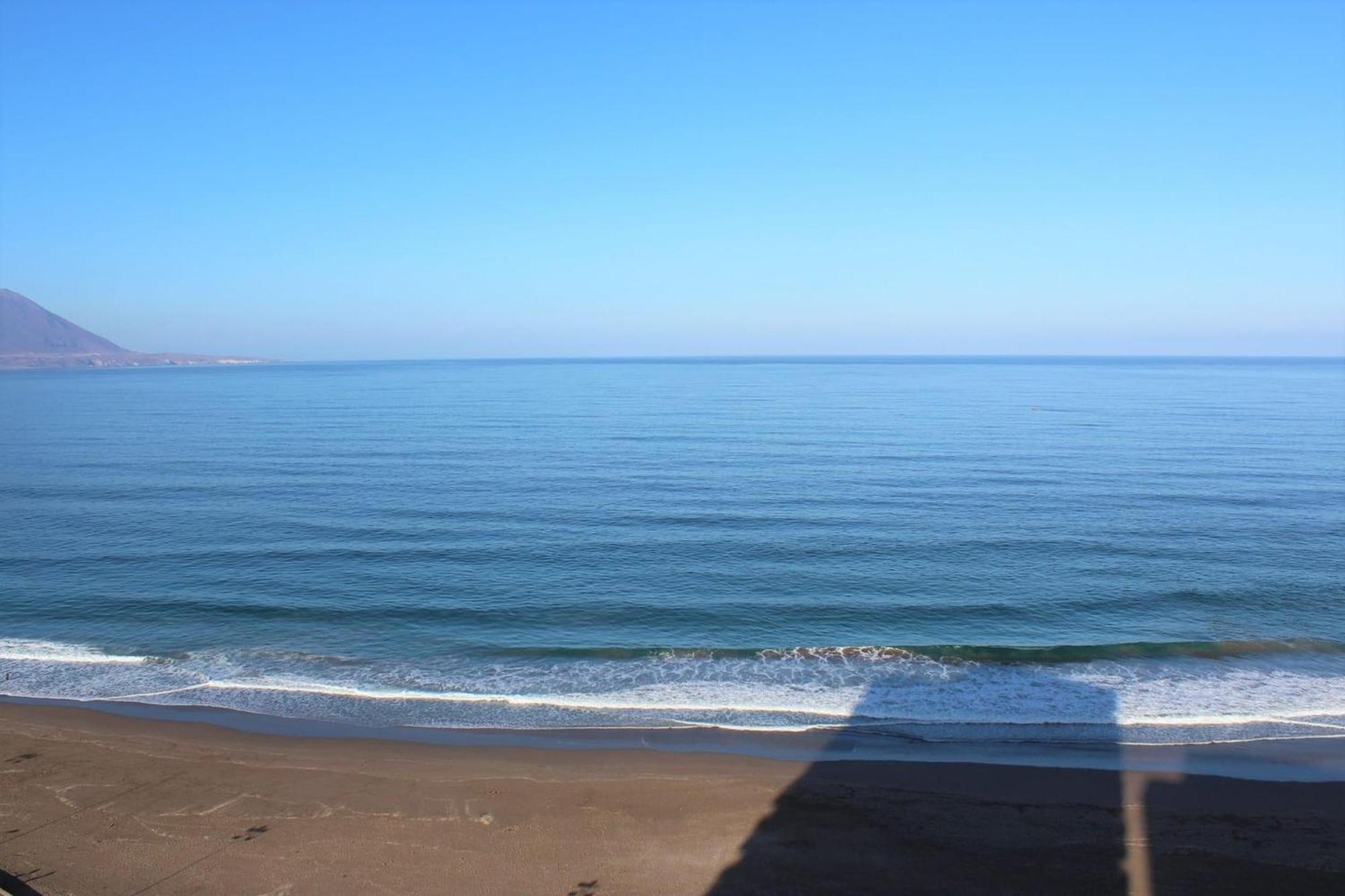 Apartamento Frente A La Playa, Amplio Departamento Para 10 Personas, Con 4 Y 4 Banos